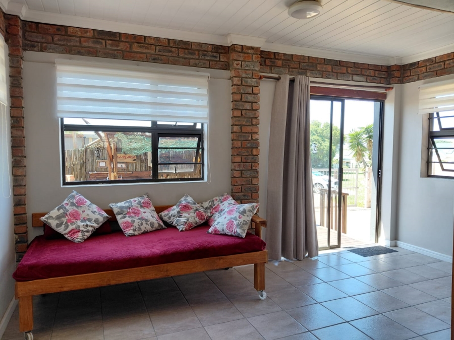 3 Bedroom Property for Sale in Stilbaai Wes Western Cape